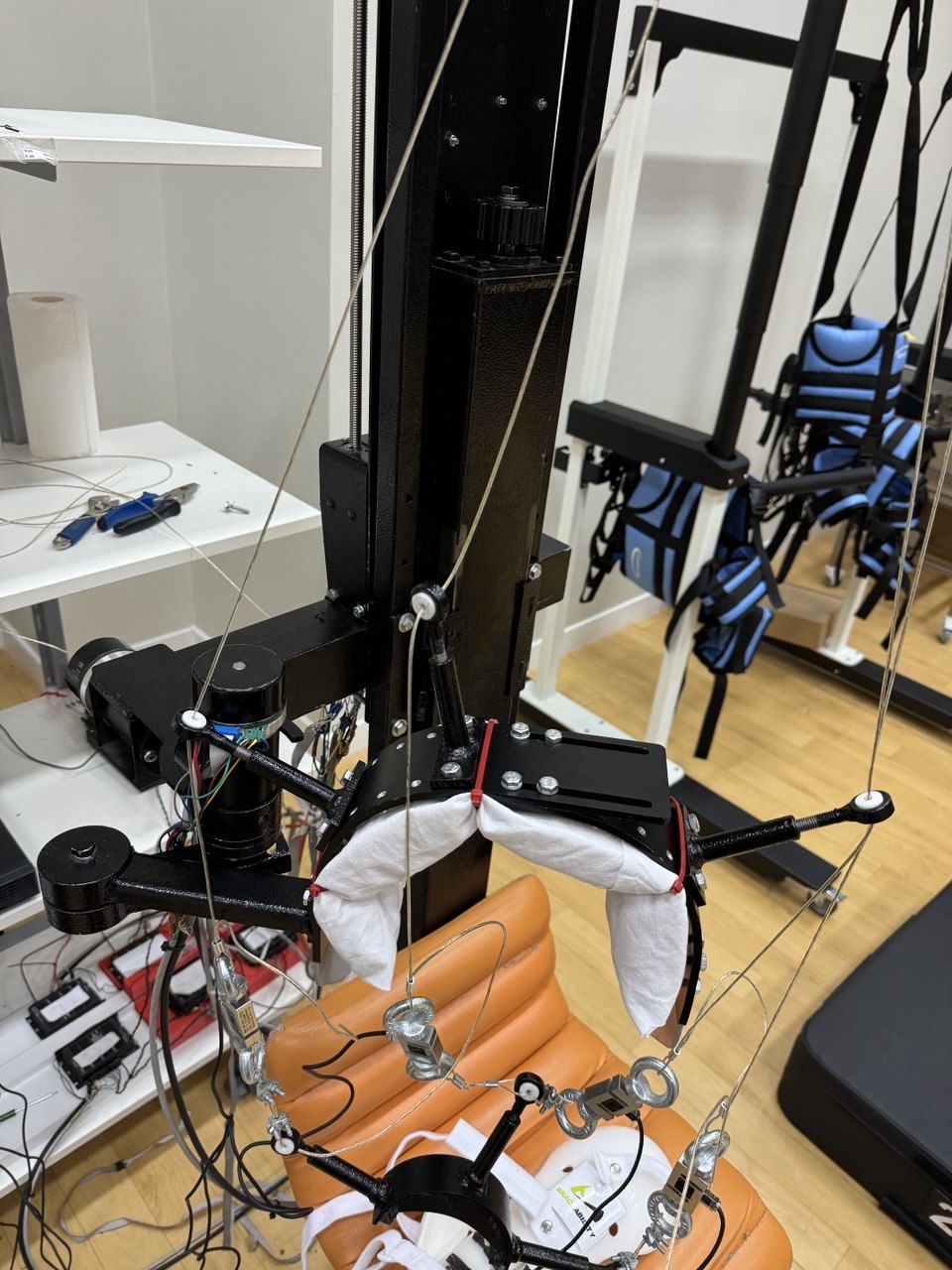 Shoulder rehabilitation exoskeleton, photo 2 of 4