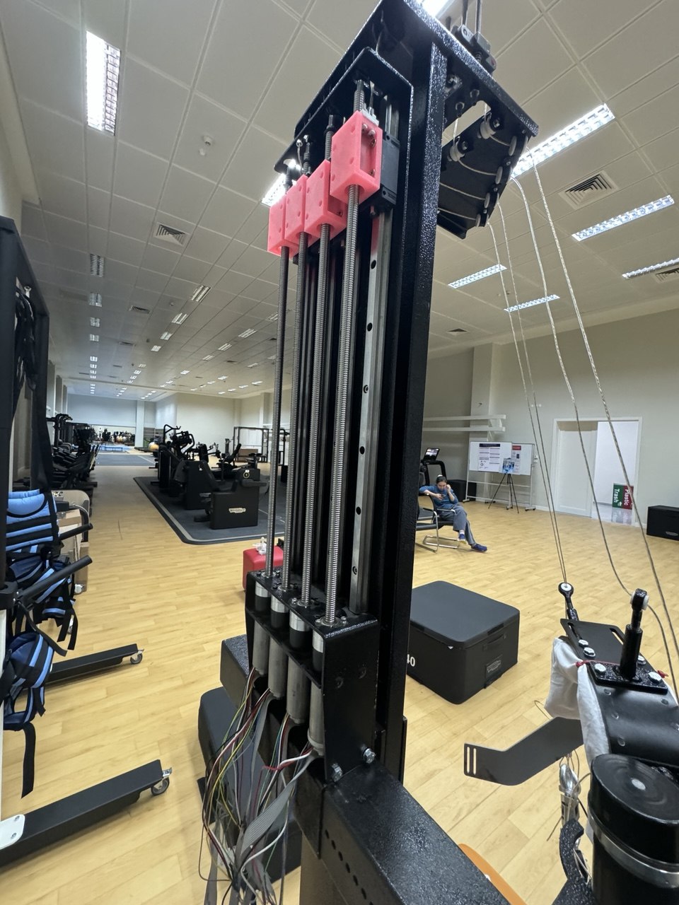 Shoulder rehabilitation exoskeleton, photo 3 of 4
